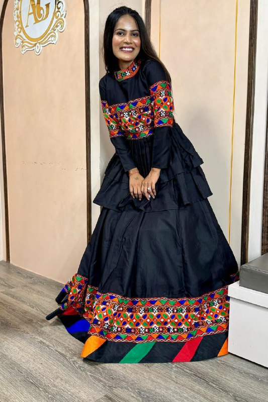 LUNCHING NEW DESIGNER PARTY WEAR BRIDAL COLLECTION