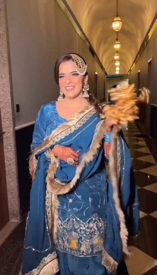 Natural Crepe Silk With Beads And Thread With Sequence And Thread With Four Side Lace Broder Top & Lehenga