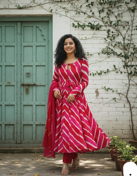 Introducing our new collection featuring the exquisite Leheriya Grorgett suit set. This elegant ensemble combines traditional charm with contemporary style, making it perfect for any special occasion. Elevate your wardrobe today!