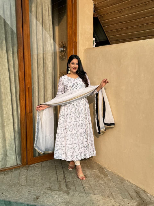 White Floral Embroidered Anarkali Suit - Cotton Chikankari Style Salwar Kameez - Indian Ethnic Wear for Summer Weddings & Parties - Designer Long Kurta Set with Dupatta