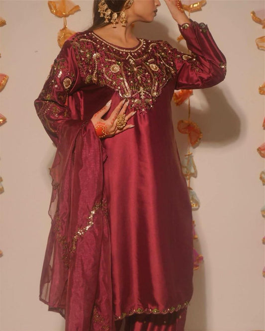 Off-White Embroidered Patiala Suit - Heavy Gota Patti & Zari Work Salwar Kameez - Indian Ethnic Wear for Weddings - Designer Kurta Set with Scalloped Hem