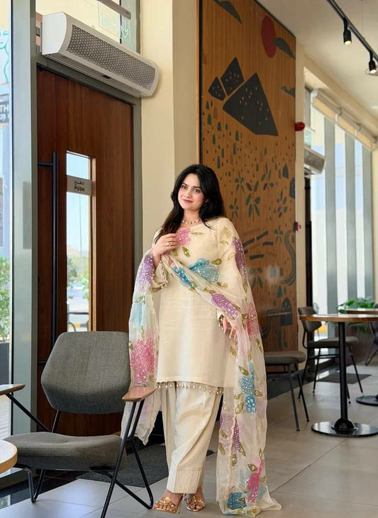 Kurti And Pent