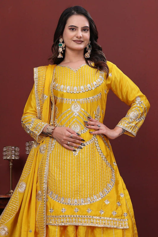 Sarara And Kurti