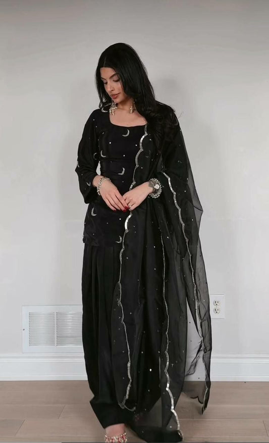 Patiyala Kurti