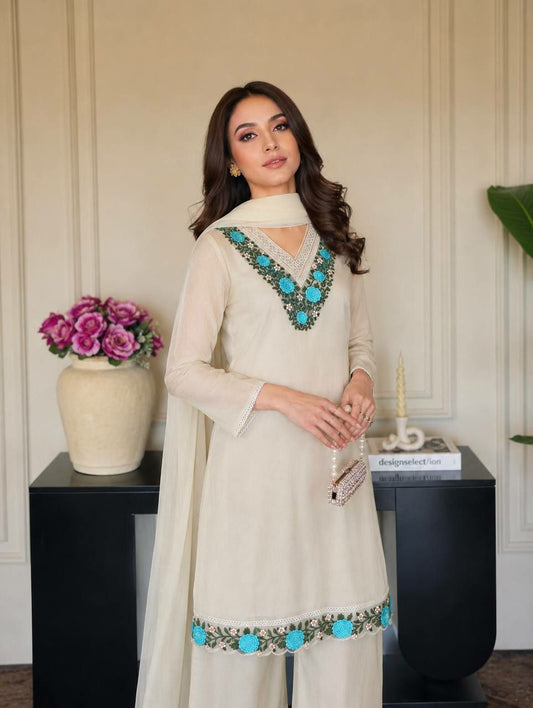 Pent And Kurti