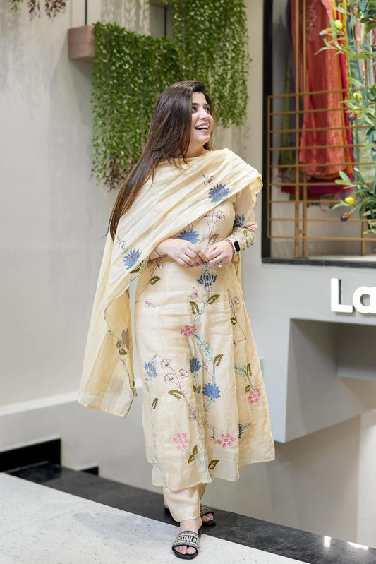 This Pair made Chanderi Cotton With Attractive Goergeous Embroidered Work And chanderi Duptta