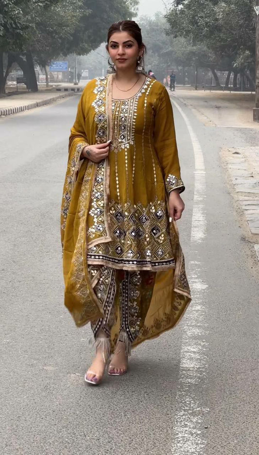 Chinon Silk with inner 9MM Sequnce with Thred work Patiyala Suit