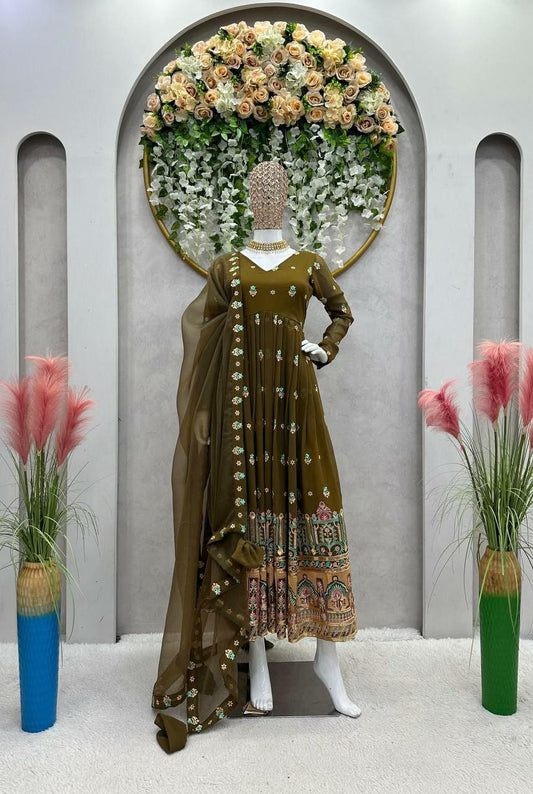 Georgette with Inner and Thred work and Dupatto on also Organza silk febric with thred work lace Suit