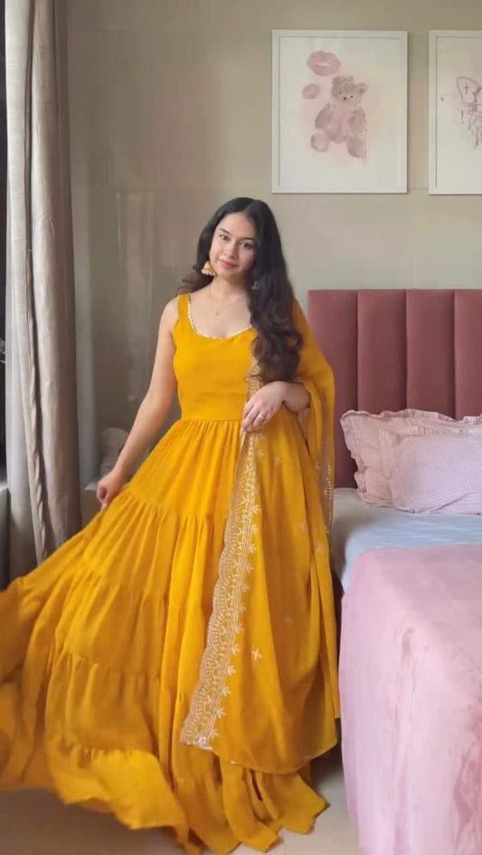 Foux Georgette With Thread And Sequence With 4-Side Lace Broder Dupatta Type Anarkali Gown