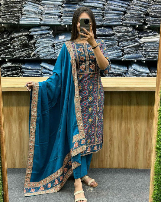 Featuring beautiful Heavy Suit Set which is beautifully decorated with intricate hand embroidery