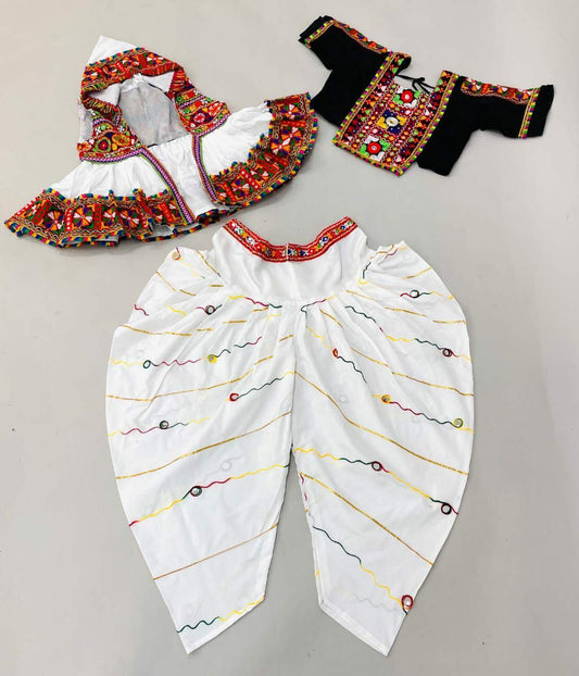 Extremely classy, shop this *Dhoti, Blouse, Kedia with Cap