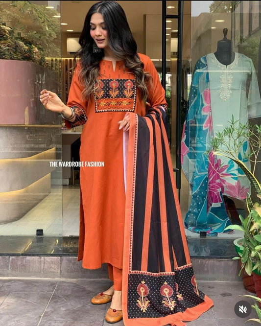 Orange Color Kurti Suit Set&nbsp; seems to be a party wear outfit made from Rayon&nbsp; fabric with Maslin&nbsp; Duptta.(3-Pair)