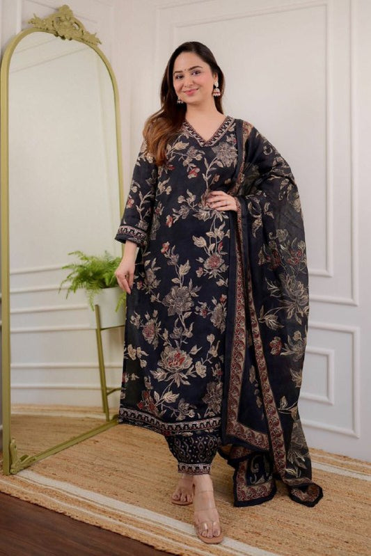 eautiful Afghani Suit Set which is decorated with finest handwork and prints