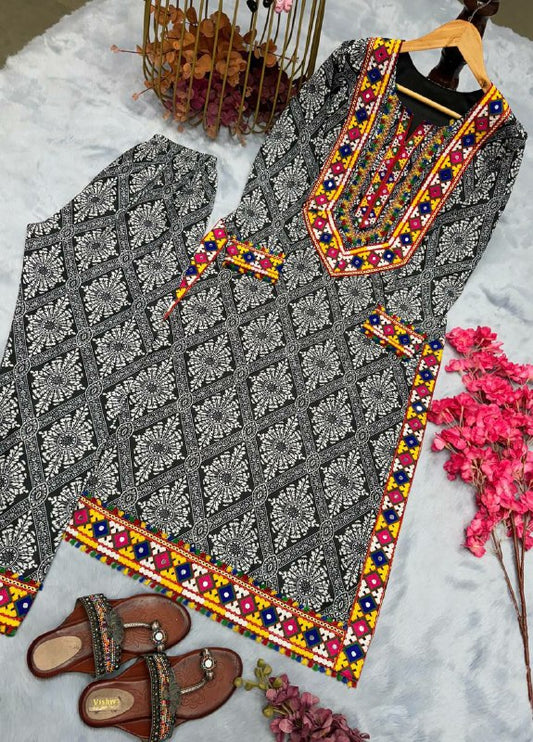 Pure Green Maslin Silk With Digital Print With Embroidery Work With Riyal Mirror Hand Work With Sleeves With Tam-Tam Latkan
