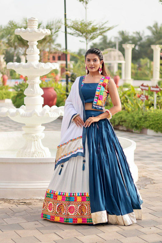 Pure Cotton With Heavy Gamthi Work & Ribbion With Lumpi Lace Bordar With Latkan Dupatta Lehenga Choli