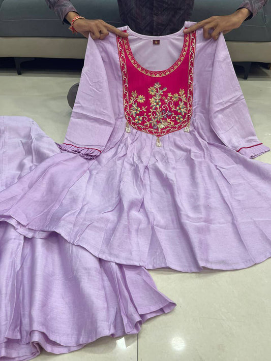 Hand works Latkans and many  more  Premium Fabric  Premium Showroom Piece  in comes with Lining