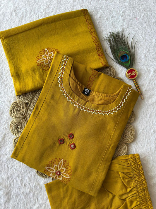Pure Mul Cotton With Hand Block Print