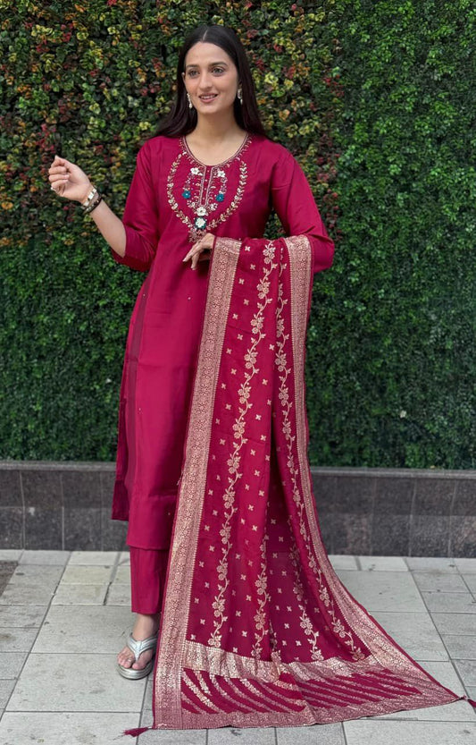 Hevay Quality Nylon Muslin Jecard With Latkan