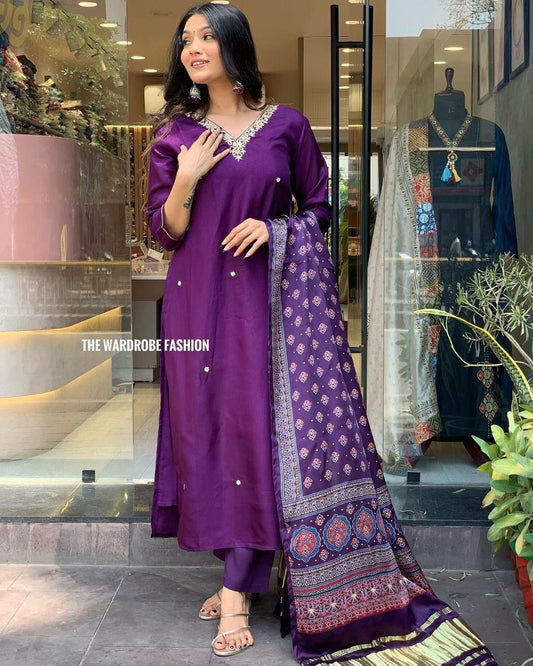 BEAUTIFULLY DECORATED WITH INTRICATRE HAND EMBROIDERY WORK KURTIS