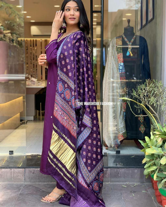 BEAUTIFULLY DECORATED WITH INTRICATRE HAND EMBROIDERY WORK KURTIS