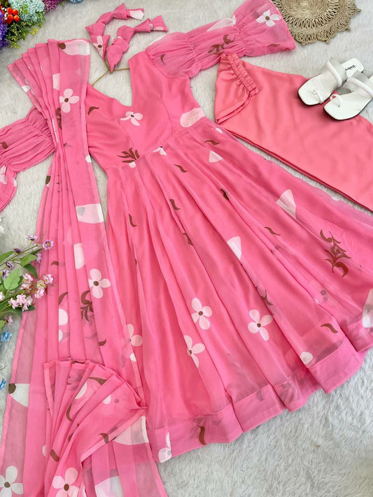 Gown Febrics Fox Gerorrget Soft Heavy Quality Fabric Gown