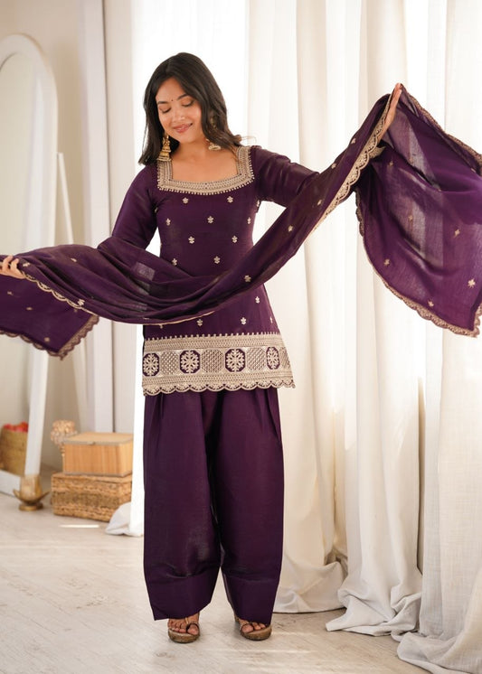 Kurti And Patiyala