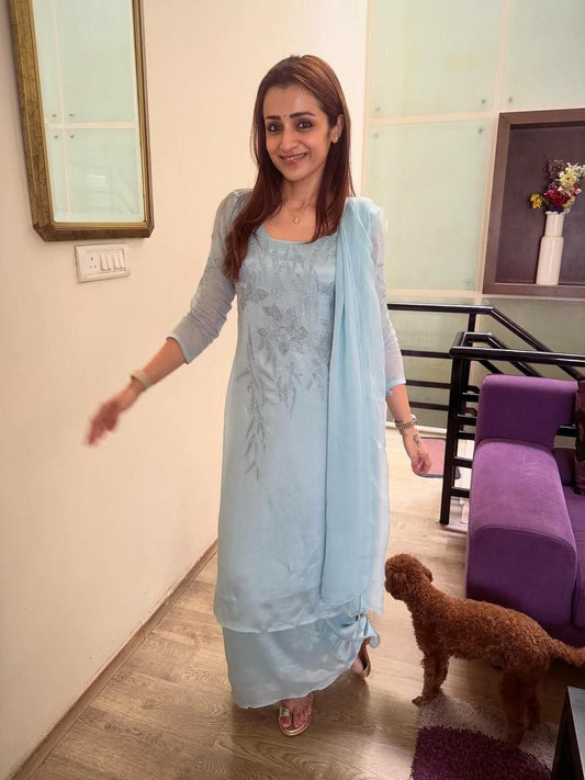 Sarara And Kurti