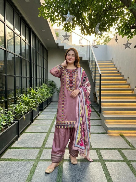 Patiyala And Kurti Set