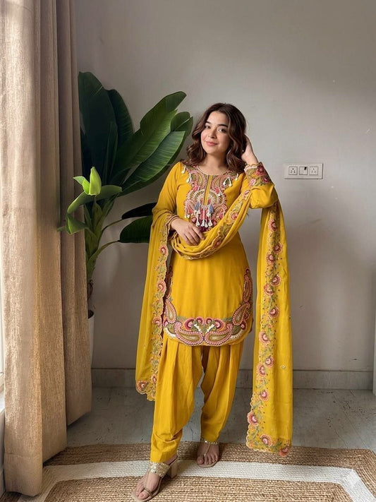 Patiyala And Kurti