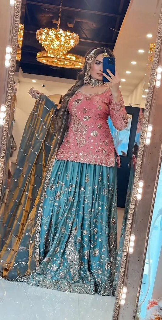 Lehga And Kurti Set