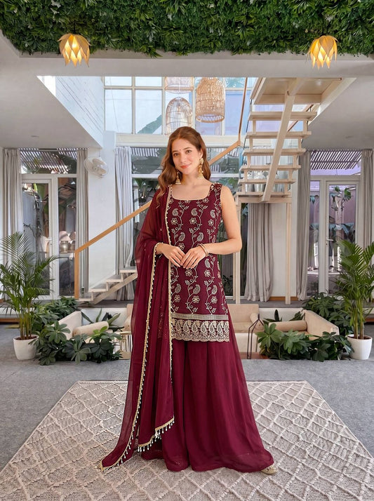 Sarara And Kurti