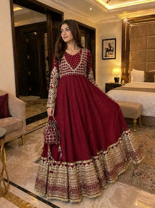 Gown Set