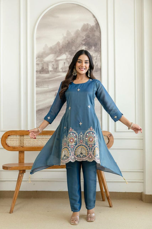 Kurti And Pent