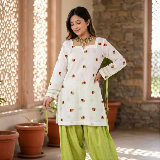 Patiyala And Kurti