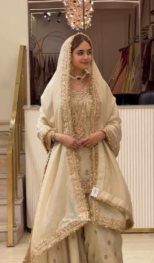 Sarara And Kurti