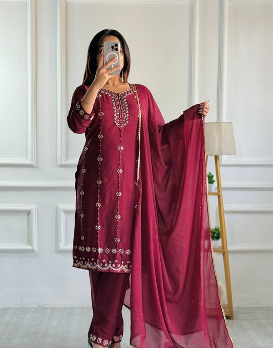 Kurti And Pent