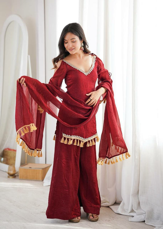 Sarara And Kurti