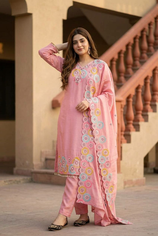 Pent And Kurti
