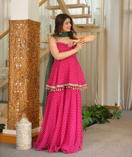 Sarara And Kurti