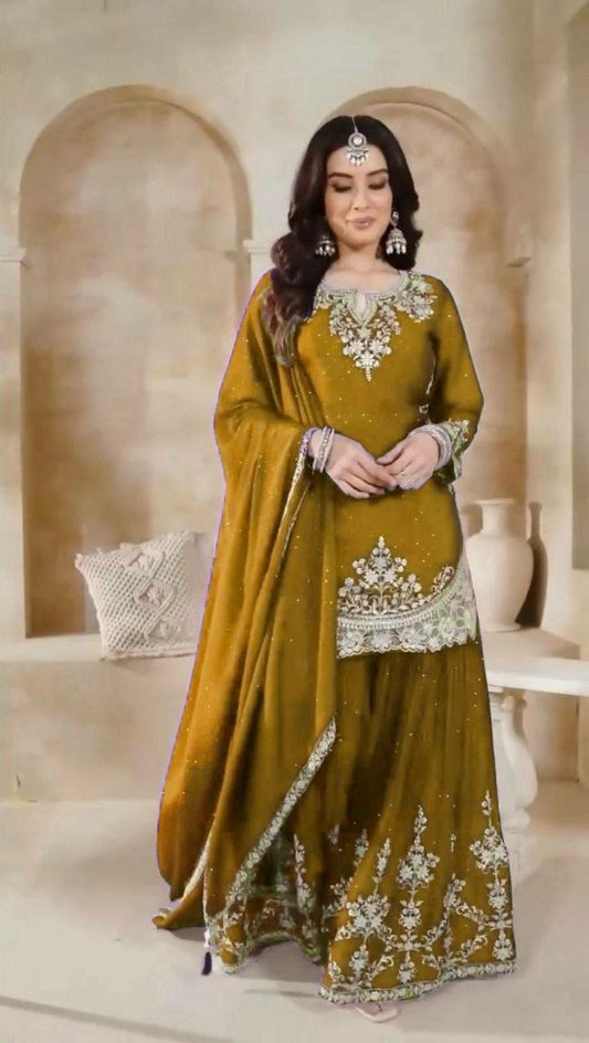 Sarara And Kurti