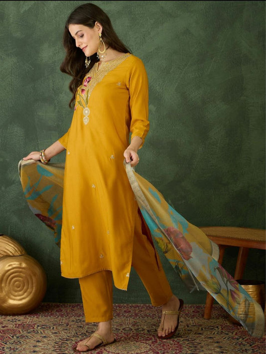 ELEGANCE WITH MUSTERD YELLOW COLOUR GRAVE WITH A RAYON MATERIAL SLAY WITH ORGANZA DUPPATA