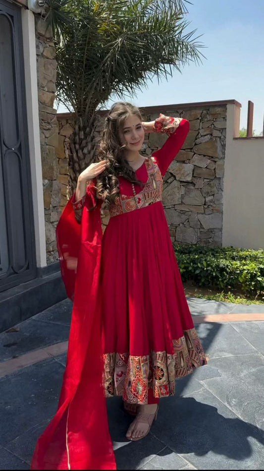 Roman Silk New Stylish Round Kurti Set For Women